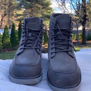 Mens Eastland Lumber Up boot.